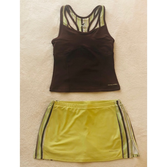 Moving Comfort- DryLayer Tennis Outfit (2 pieces) - Picture 2 of 9